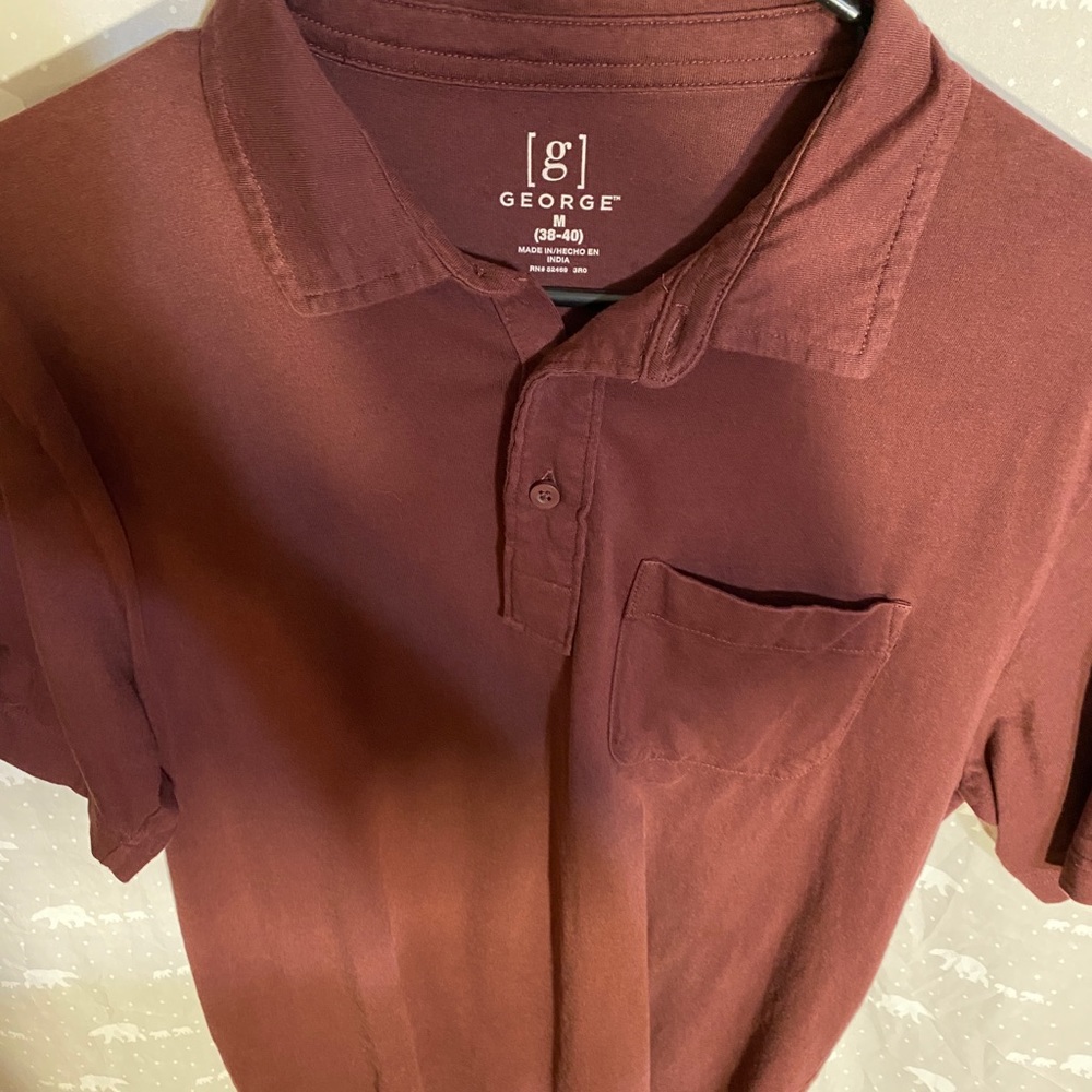 Polos - Picture 7 of 9